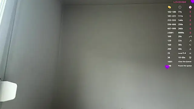 Snapshot of MaydaCornwall chatting on December 18, 2025, 7:58 am MaydaCornwall online show from December 18, 2025, 7:58 am