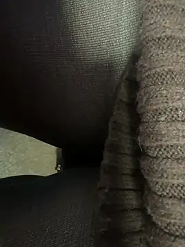 Snapshot of HiddenHoneyLDN chatting on February 16, 2026, 10:33 am HiddenHoneyLDN online show from February 16, 2026, 10:33 am