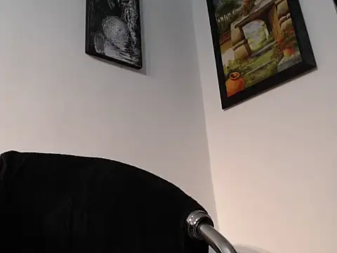 Snapshot of ElCaballeroNegro24 chatting on September 26, 2025, 5:11 am ElCaballeroNegro24 online show from September 26, 2025, 5:11 am
