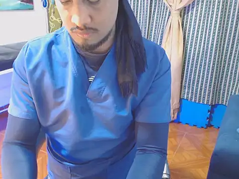 ElCaballeroNegro24 online show from October 19, 2025, 4:13 am