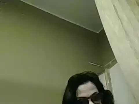 ITALIANASISIXX online show from January 24, 2025, 6:57 am