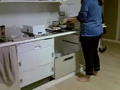 ITALIANASISIXX online show from January 31, 2025, 5:53 pm