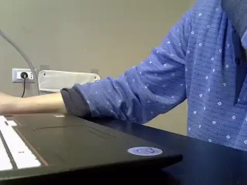 ITALIANASISIXX online show from February 4, 2025, 7:40 am