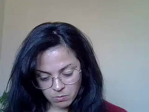 ITALIANASISIXX online show from March 3, 2025, 12:37 pm