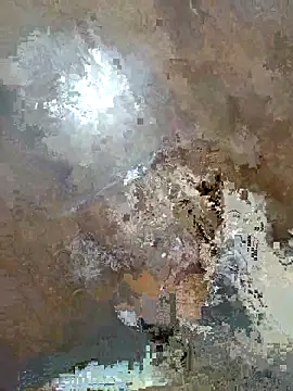 rayane7xx online show from December 1, 2025, 6:24 pm