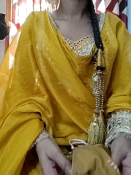 Snapshot of Ruhi_07 chatting on October 20, 2025, 6:14 am Ruhi 07 online show from October 20, 2025, 6:14 am