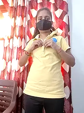 Snapshot of Ruhi_07 chatting on November 2, 2025, 3:53 am Ruhi 07 online show from November 2, 2025, 3:53 am