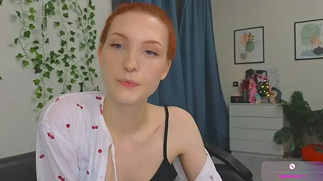 Olivia Rid  online show from December 4, 2025, 8:28 pm