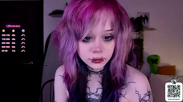 Lollyshy online show from September 15, 2025, 12:05 pm