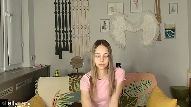 Snapshot of daddyonlyloveme chatting on December 13, 2025, 9:20 pm daddyonlyloveme online show from December 13, 2025, 9:20 pm