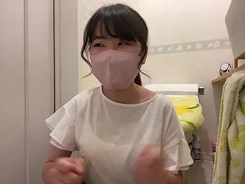 sora 033 online show from October 9, 2025, 3:32 pm