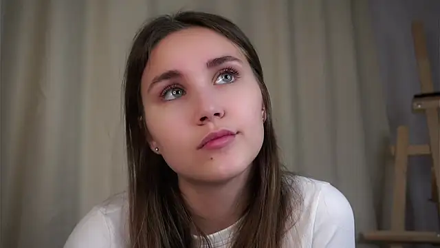 EthalFlowers online show from November 10, 2025, 1:15 am