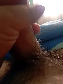 Snapshot of Yona-67 chatting on January 17, 2026, 2:44 pm Yona-67 online show from January 17, 2026, 2:44 pm