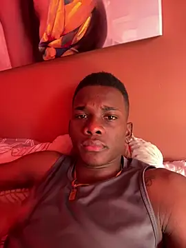 Snapshot of Brycce_santos chatting on October 6, 2025, 2:03 pm Brycce santos online show from October 6, 2025, 2:03 pm