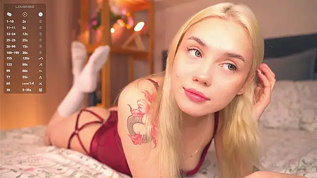 LilianBenskin online show from November 13, 2025, 6:45 am