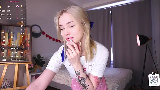 Snapshot of LilianBenskin chatting on February 21, 2026, 6:25 am LilianBenskin online show from February 21, 2026, 6:25 am