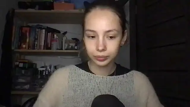 Yuna5343 online show from November 11, 2025, 10:21 pm