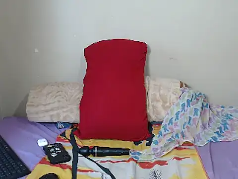 Snapshot of _SweetLips_ chatting on April 25, 2026, 1:36 pm SweetLips online show from April 25, 2026, 1:36 pm