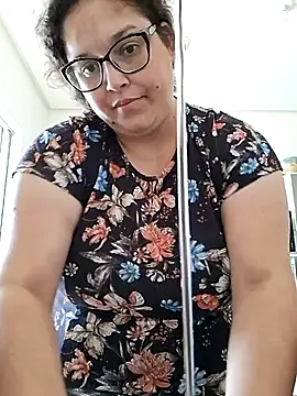 Snapshot of valkiriabbw chatting on January 13, 2026, 2:33 pm valkiriabbw online show from January 13, 2026, 2:33 pm