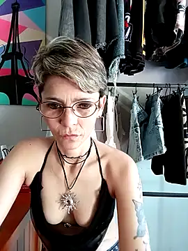 Lulypsicologasexual online show from October 31, 2025, 6:09 pm