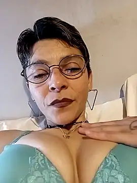 Lulypsicologasexual online show from February 28, 2026, 11:06 pm
