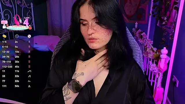 Dark Shine online show from October 5, 2025, 5:39 am