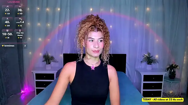 Evolet Bee online show from April 13, 2026, 1:49 pm