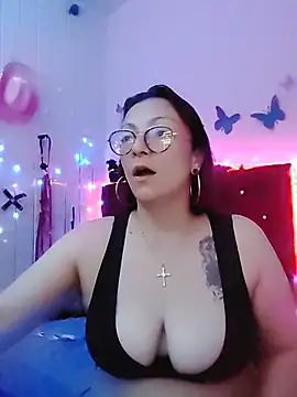 Snapshot of Susanahotsexxx chatting on November 9, 2025, 2:54 am Susanahotsexxx online show from November 9, 2025, 2:54 am