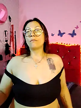 Snapshot of Susanahotsexxx chatting on November 10, 2025, 2:32 am Susanahotsexxx online show from November 10, 2025, 2:32 am