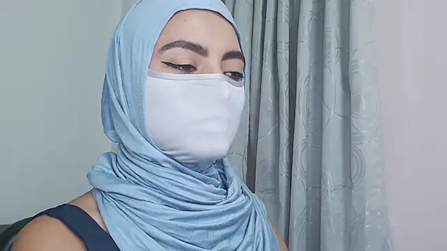 jade nassar online show from December 2, 2025, 7:42 pm