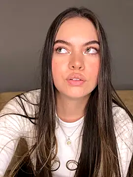 Katarina Rostova online show from October 18, 2025, 10:10 pm