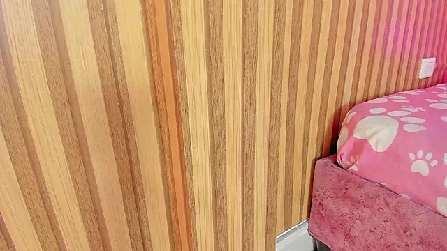 Mila grace  online show from March 6, 2026, 6:37 pm