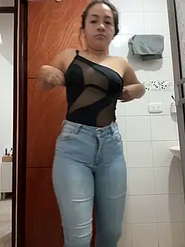 Alyha Cortes online show from October 16, 2025, 12:06 pm