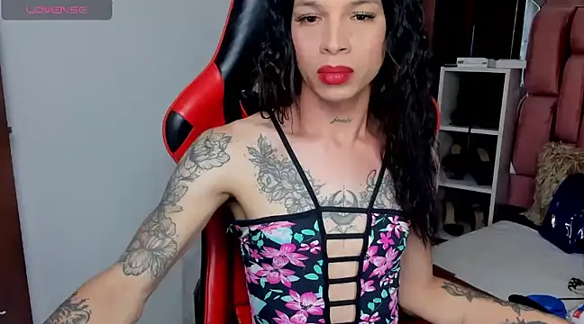 Snapshot of sara_slut21 chatting on March 11, 2025, 5:49 am sara slut21 online show from March 11, 2025, 5:49 am