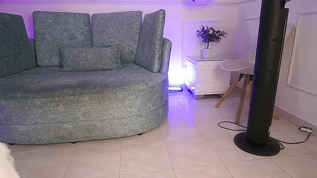 LoonaNyx online show from October 14, 2025, 11:33 am