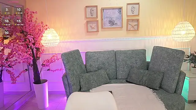 LoonaNyx online show from November 5, 2025, 11:32 am