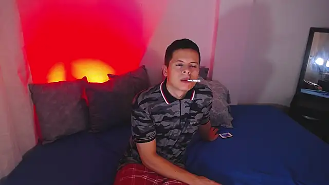 sexxpool online show from May 12, 2026, 2:41 am