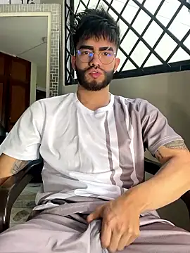 Snapshot of King_Draven3 chatting on January 6, 2026, 7:39 pm King Draven3 online show from January 6, 2026, 7:39 pm