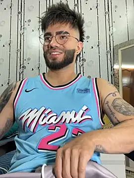 Snapshot of King_Draven3 chatting on February 10, 2026, 7:18 pm King Draven3 online show from February 10, 2026, 7:18 pm