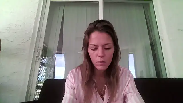 LaylaRainVIP online show from September 14, 2025, 4:28 pm