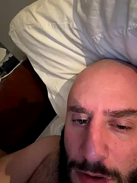 Snapshot of Spartacus514 chatting on December 2, 2025, 1:44 am Spartacus514 online show from December 2, 2025, 1:44 am