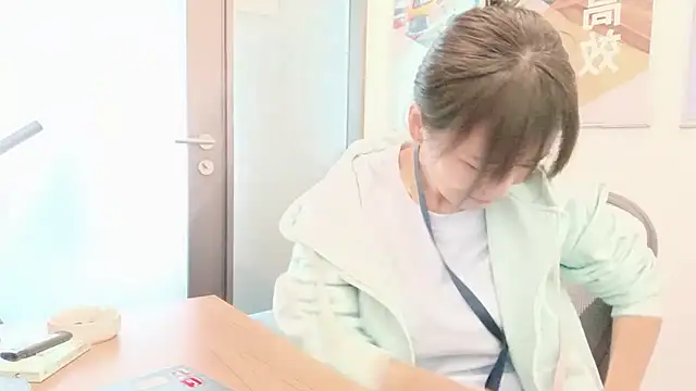 Snapshot of KKMM168 chatting on November 2, 2025, 5:10 am KKMM168 online show from November 2, 2025, 5:10 am