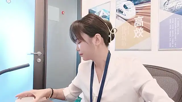 Snapshot of KKMM168 chatting on November 18, 2025, 3:01 am KKMM168 online show from November 18, 2025, 3:01 am