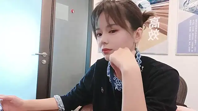 Snapshot of KKMM168 chatting on December 1, 2025, 1:21 am KKMM168 online show from December 1, 2025, 1:21 am