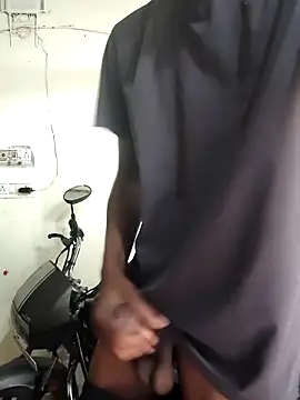 Snapshot of ANJALI_Queen_4 chatting on November 4, 2025, 6:01 am ANJALI Queen 4 online show from November 4, 2025, 6:01 am