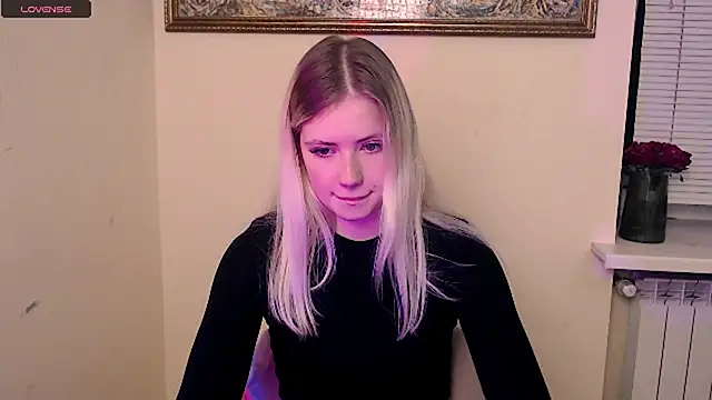AliceHotty  online show from October 2, 2025, 7:37 am