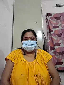 Snapshot of mature_mimi chatting on February 1, 2026, 9:41 am mature mimi online show from February 1, 2026, 9:41 am