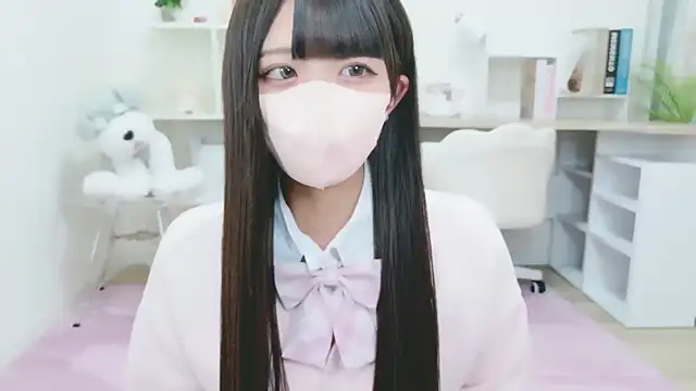 Snapshot of Reina_Fcup chatting on October 23, 2025, 11:09 am Reina Fcup online show from October 23, 2025, 11:09 am