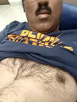 moonflower25 online show from March 20, 2026, 8:35 pm