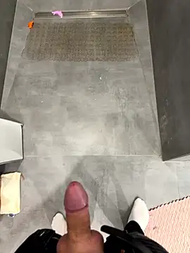 Snapshot of cumtributfan2025 chatting on January 13, 2026, 5:02 am cumtributfan2025 online show from January 13, 2026, 5:02 am